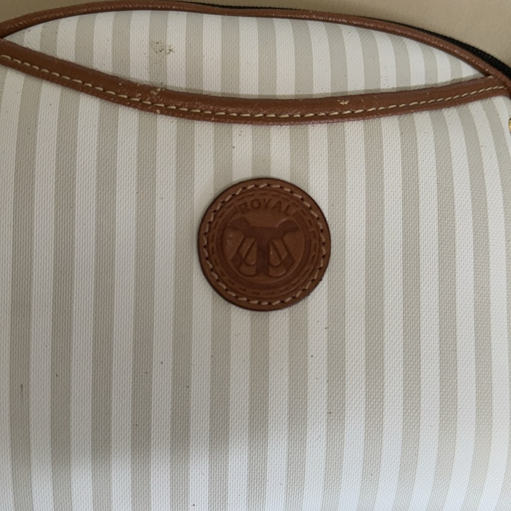 Royal 4 Piece Travel Bag - Picture 4 of 5